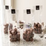 malvas bañadas en chocolate