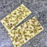 Chocolate Blanco con Pistacho 100g - Barra Artesanal Oden